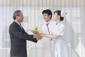 アクセス抜群の池袋でホワイトニング